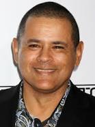 How tall is Raymond Cruz?